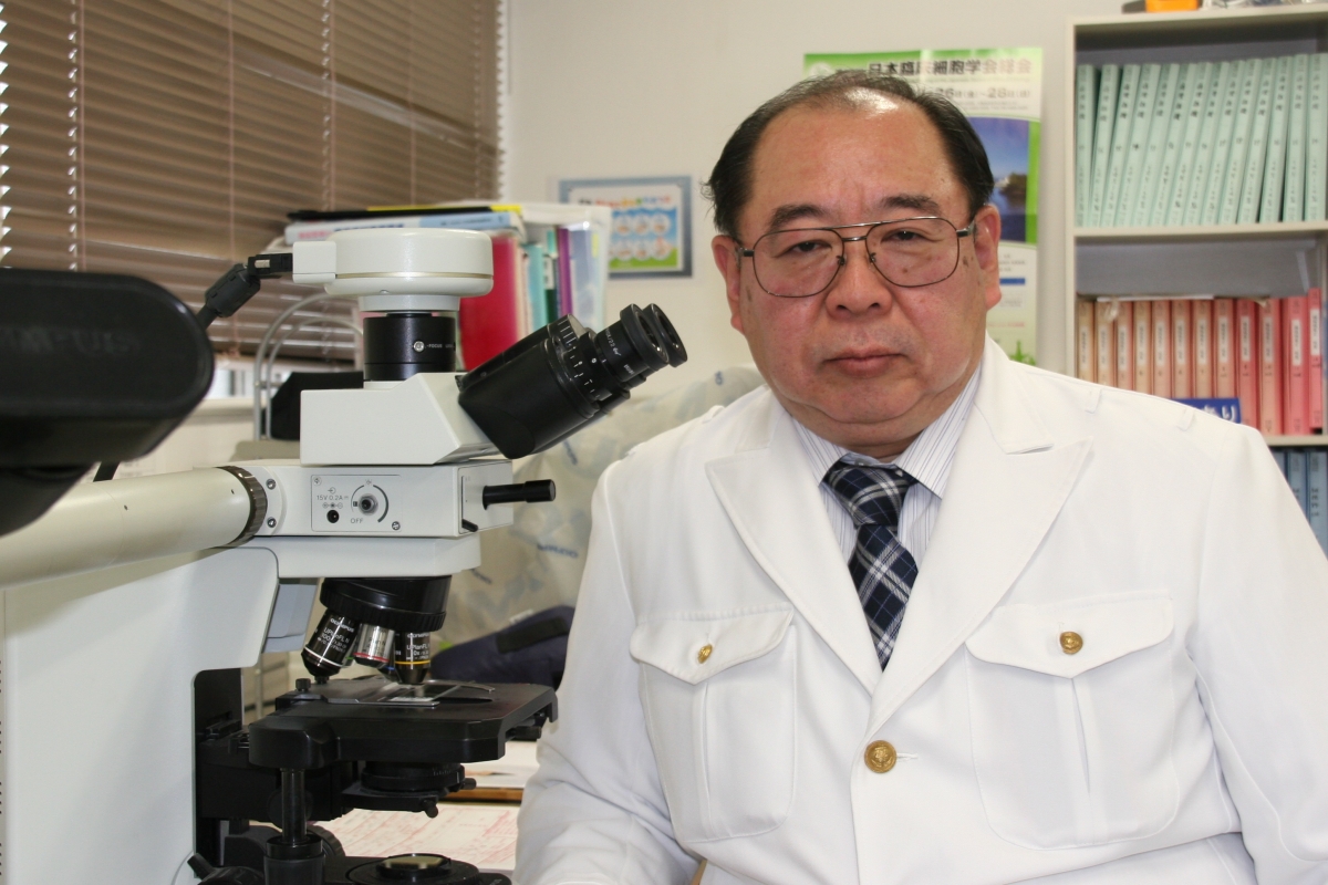 写真:小笠原利忠医師